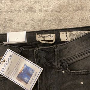 brand new black pearl skinny jeans
